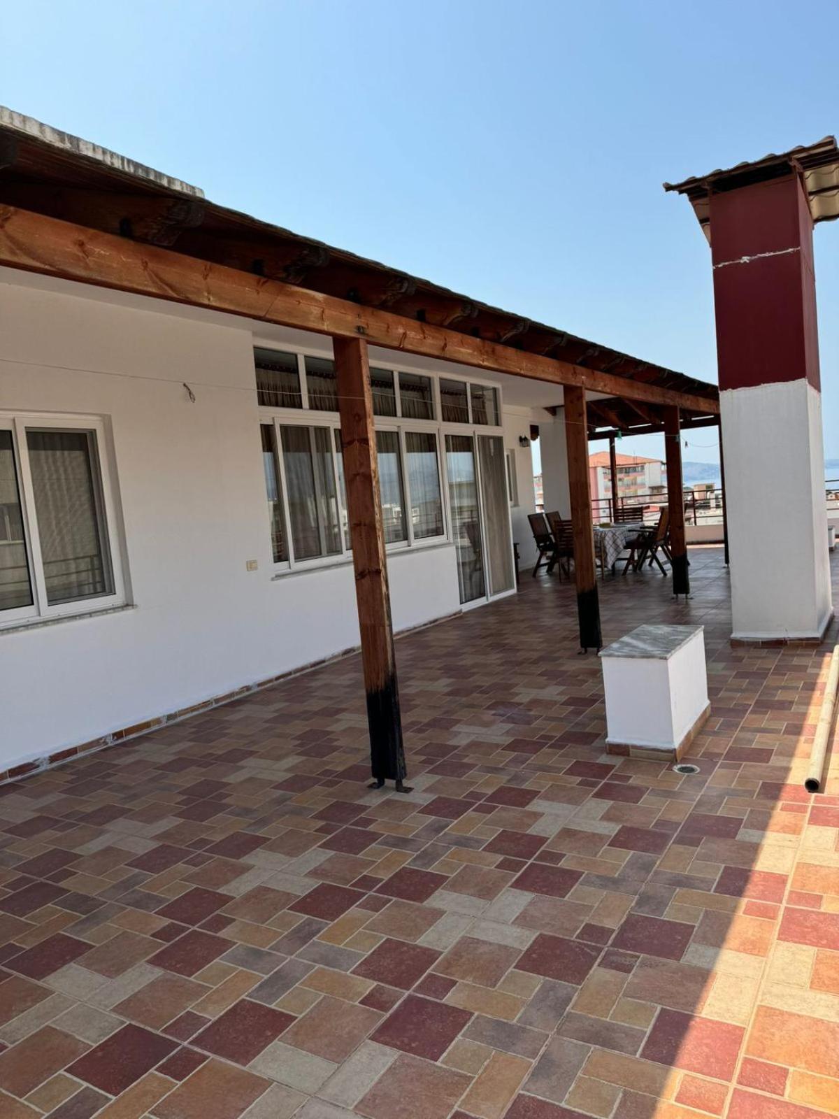 Seaview Penthouse In - Near The Sarande